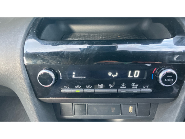 Toyota Yaris Cross 1.5 Hybrid Design 5dr CVT Hybrid Estate